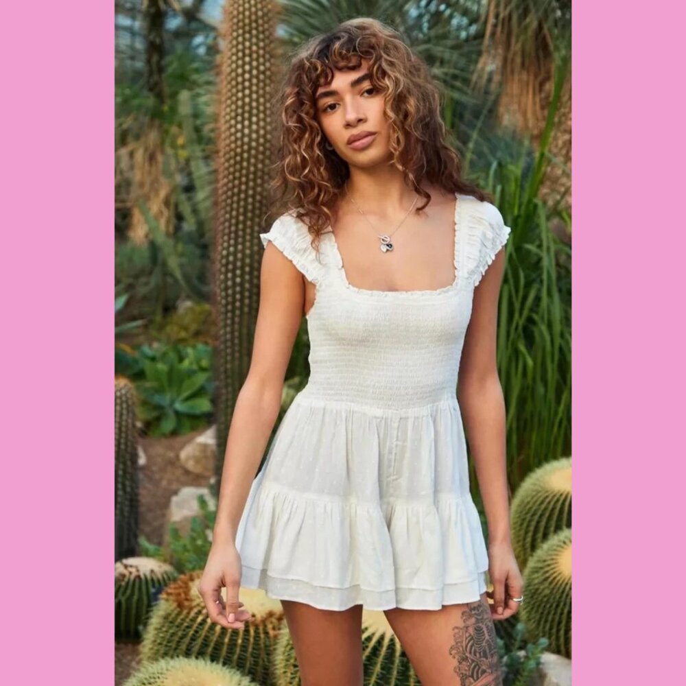 NWT Urban Outfitters Kimchi Blue Rae Playsuit Romper Ruffle Bow Cap Sleeve Med